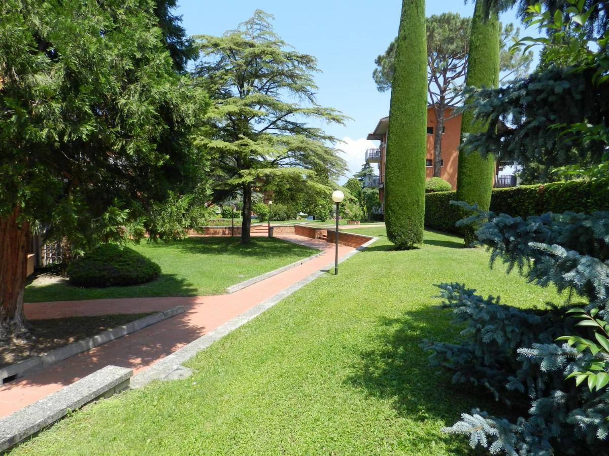 Al Girasole Lägenhet Peschiera del Garda Exteriör bild